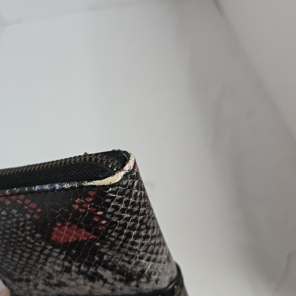 WALLET - Picture 3 of 6